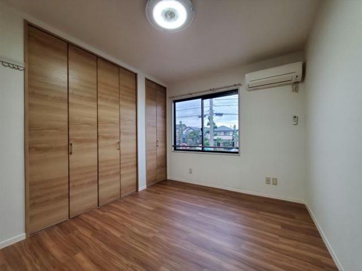 シャン・ド・フルールの居間