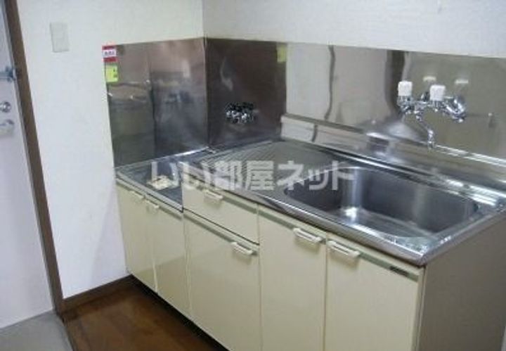 新潟県長岡市緑町2(アパート)の賃貸物件のキッチン