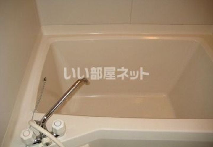新潟県長岡市緑町2(アパート)の賃貸物件の風呂