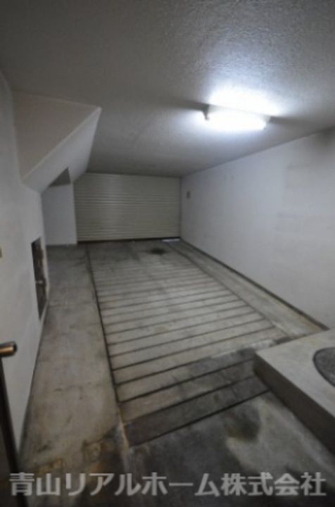 東京都渋谷区神宮前3(一戸建)の賃貸物件の地図