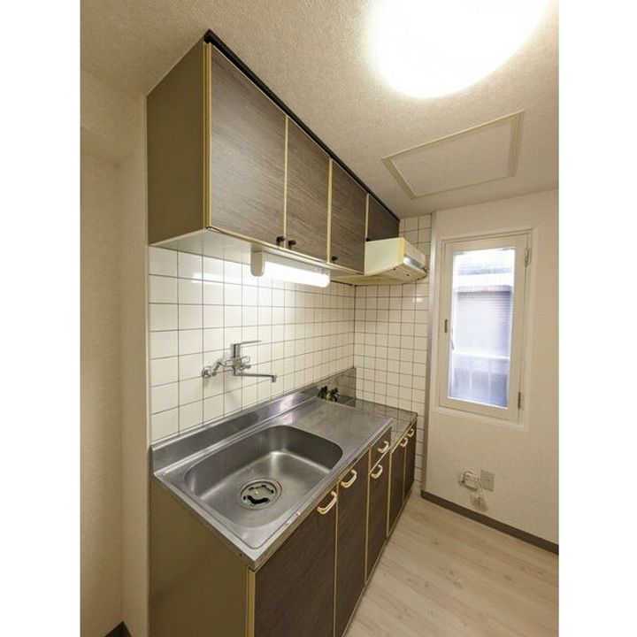 北海道札幌市北区北二十四条西16(マンション)の賃貸物件のキッチン