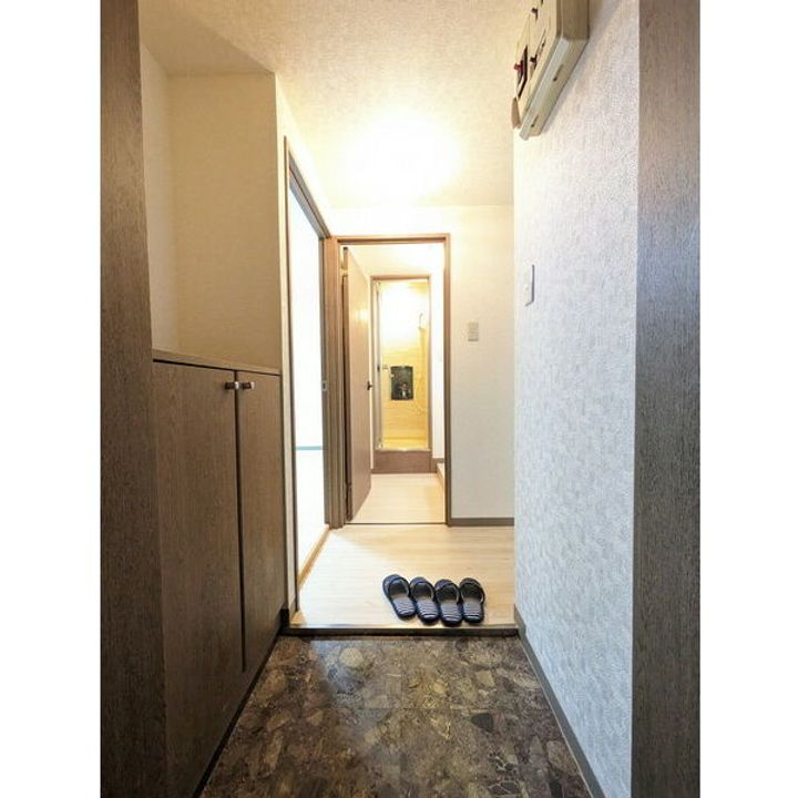 北海道札幌市北区北二十四条西16(マンション)の賃貸物件の玄関