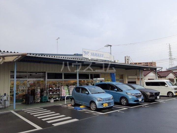 スプリングピアFの周辺