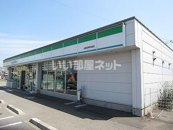 リバージュの周辺