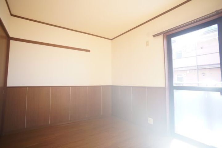 ホープヒル E棟の居間