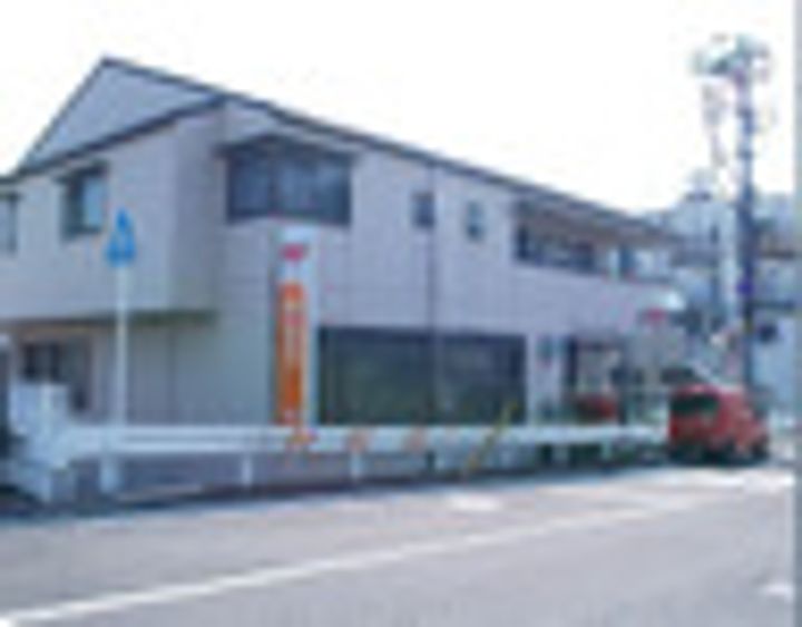 エル向山の周辺
