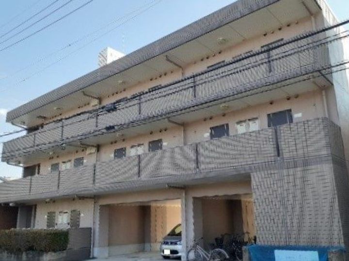 レーベンズ・フロイデの外観