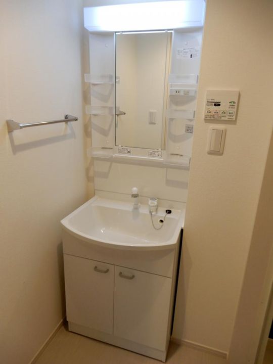 東京都立川市錦町1(マンション)の賃貸物件の内装