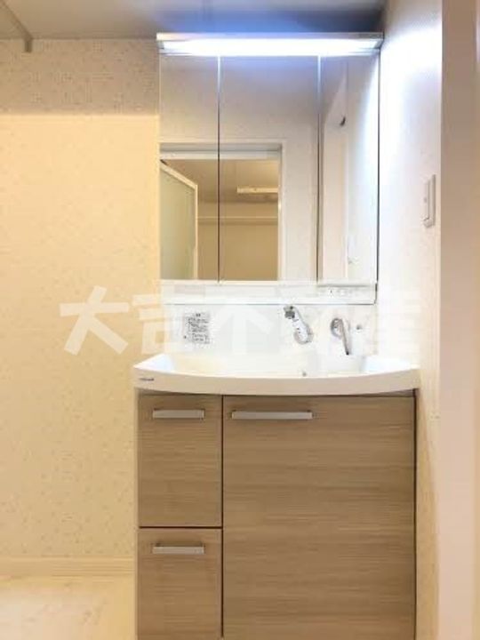 アヴィーロード今保の内装