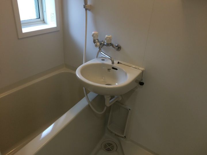 レジデンス八千代の風呂