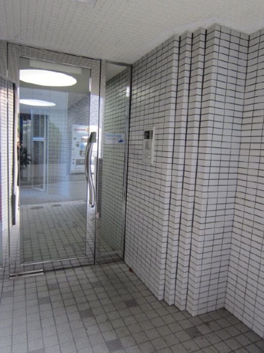 リバティー壱番館の地図