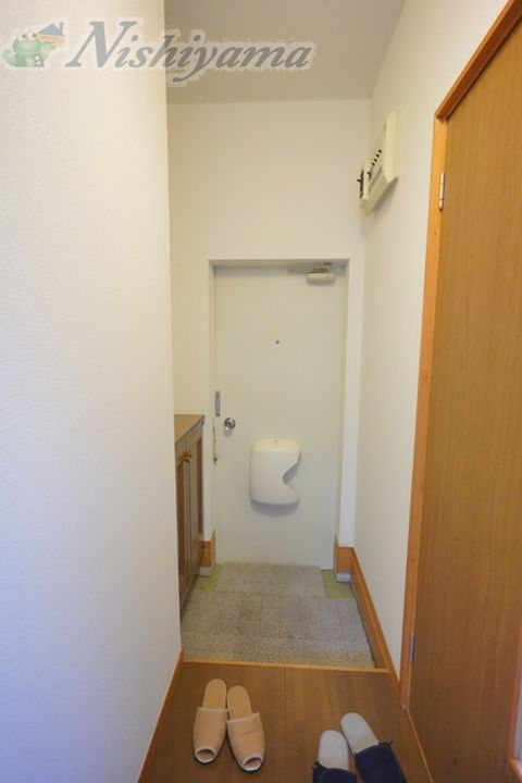 ハイツフクシマの玄関