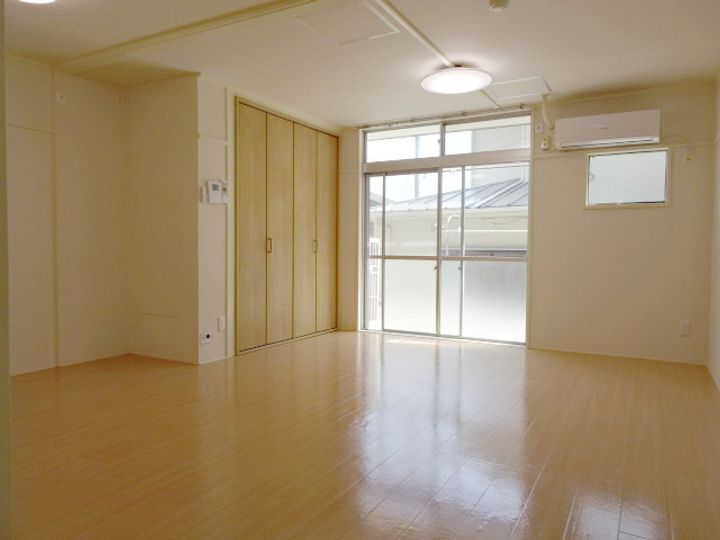 ビッグフィールドの居間