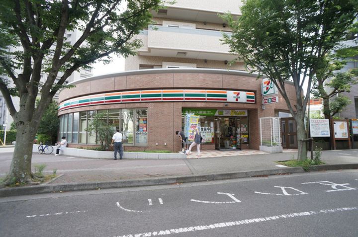 カーサ セイントの周辺