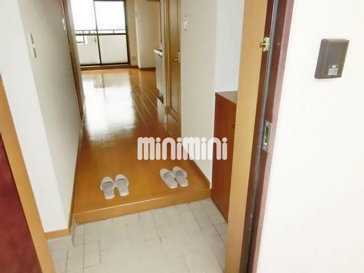 グレイスコートの玄関