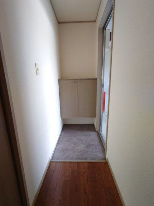 ハイツ青葉の玄関