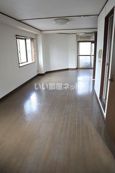 大阪府大東市三箇6(マンション)の賃貸物件の内装