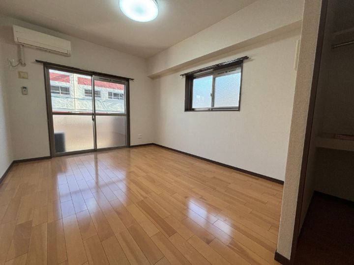 E-casa城見通の居間