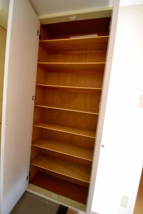 竹屋町村田ビルの玄関