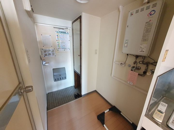 コスモスビルIIの内装