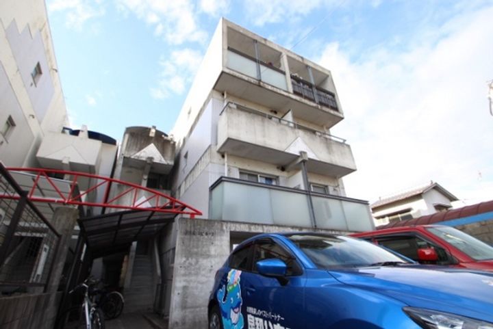 コスモスビルIIの外観