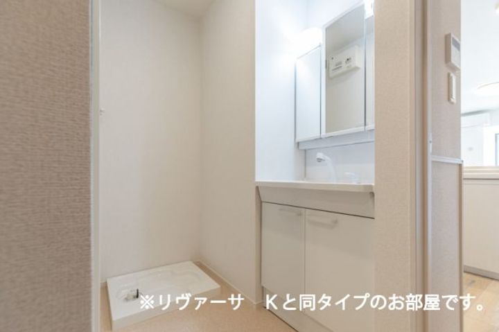 コリーナ アルモ Dの内装