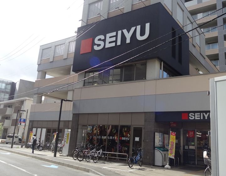 コートリバーサイドの周辺