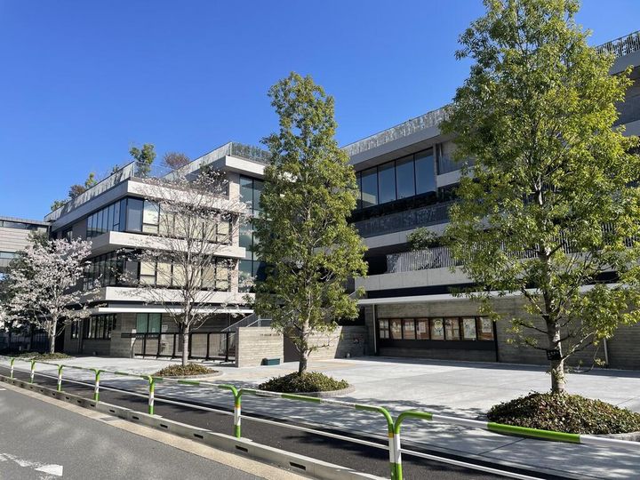 小林ビルの周辺