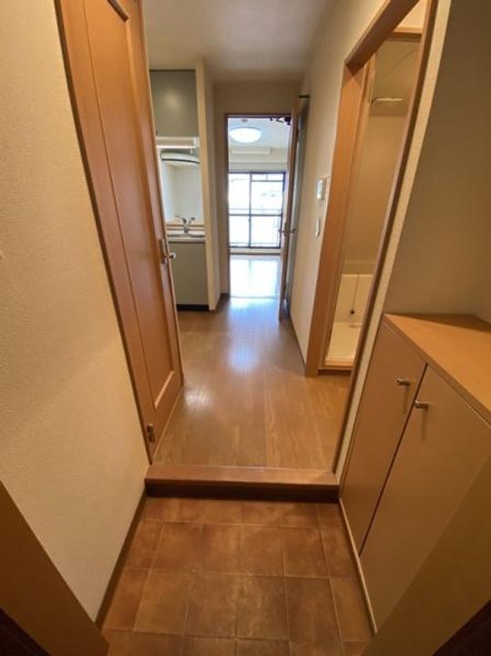 大阪府門真市常称寺町(マンション)の賃貸物件の玄関