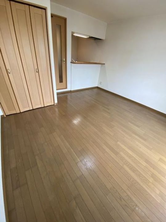 大阪府門真市常称寺町(マンション)の賃貸物件の居間