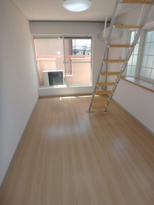 ベルハイムJ&Kの居間