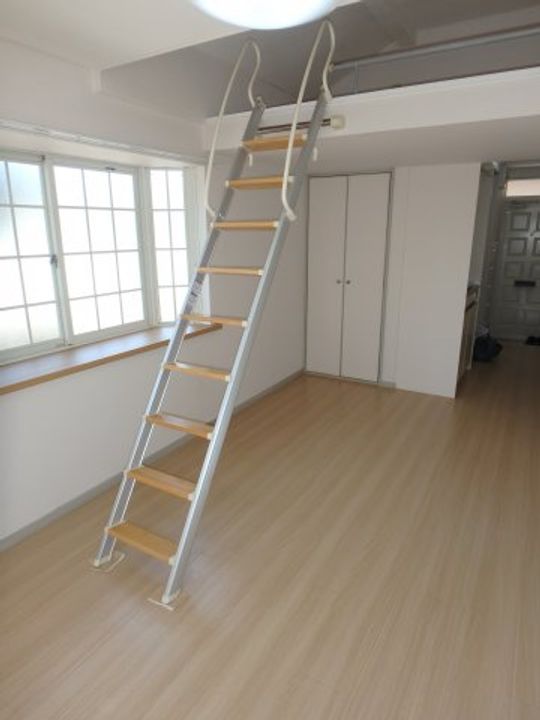 ベルハイムJ&Kの居間