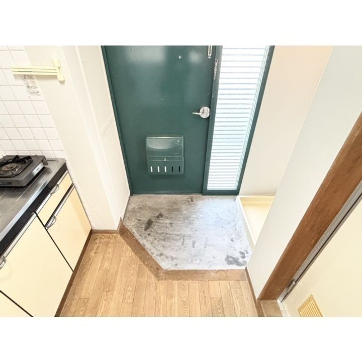 江戸橋マンションAの玄関