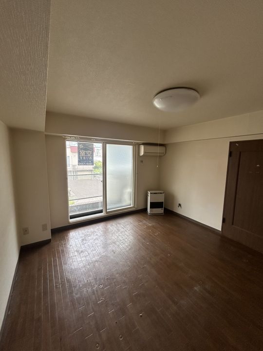 エクセレンス北都の居間