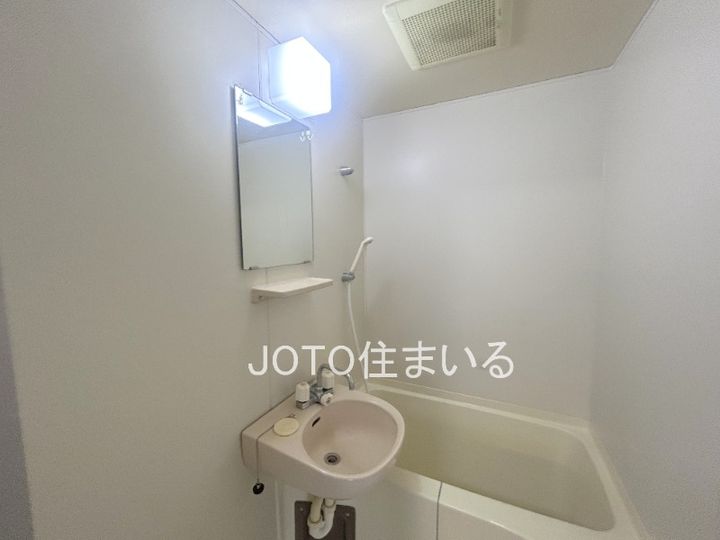 エクレーヌ橋本の内装