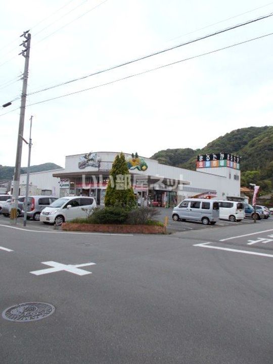 ソレールマツオの周辺