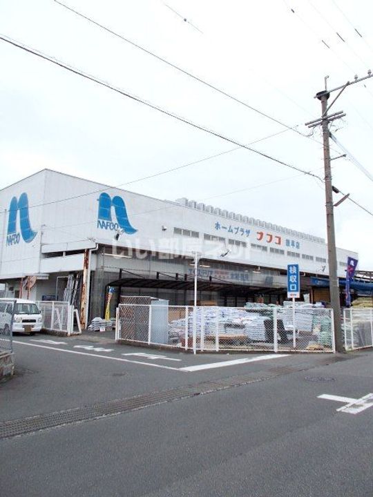 ソレールマツオの周辺