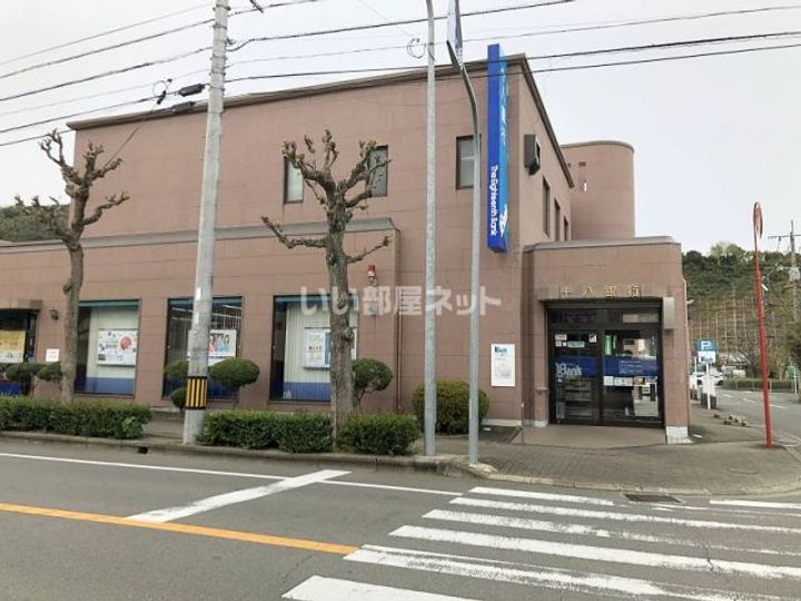 ソレールマツオの周辺