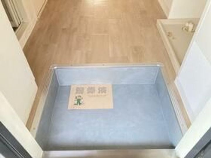 ガーデンテラスAの玄関