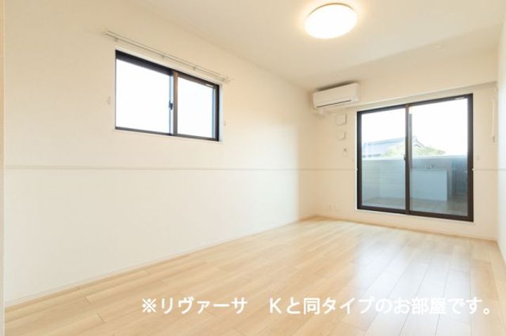 コリーナ アルモ Dの居間