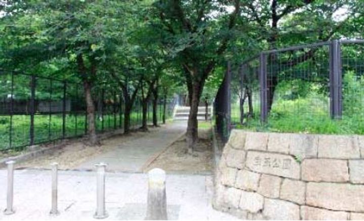 パシフィック上本町の周辺