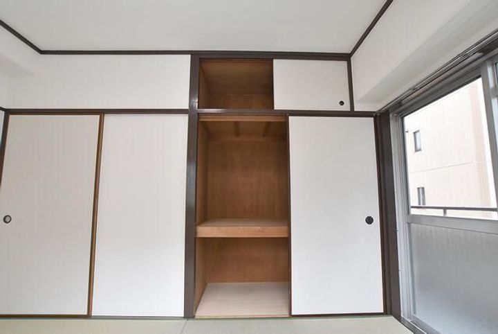 朝日向島マンションの内装