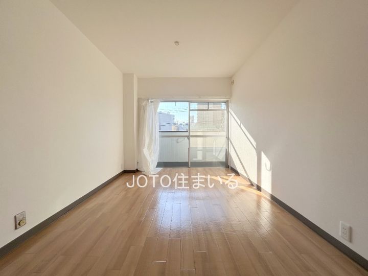 大阪府大阪市城東区今福東3(マンション)の賃貸物件の居間