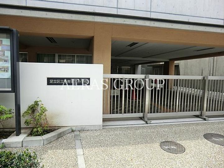 セレスティア千住元町の周辺