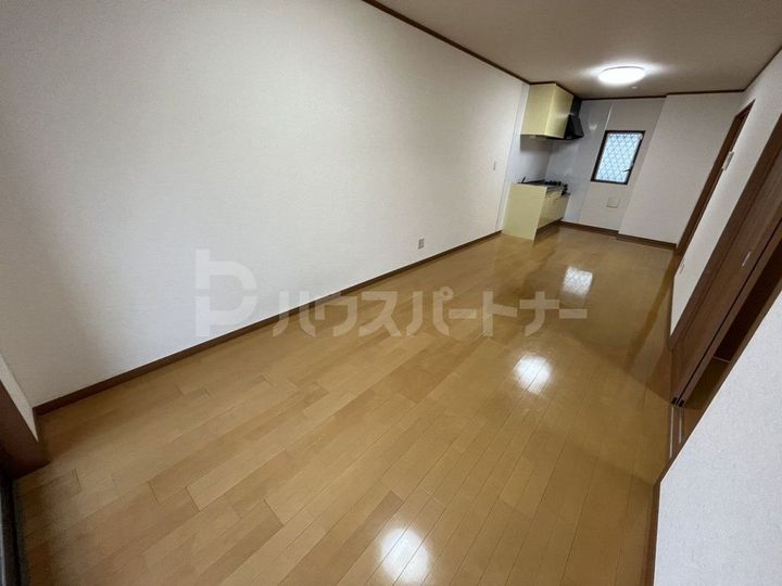 メゾン・フルールの居間