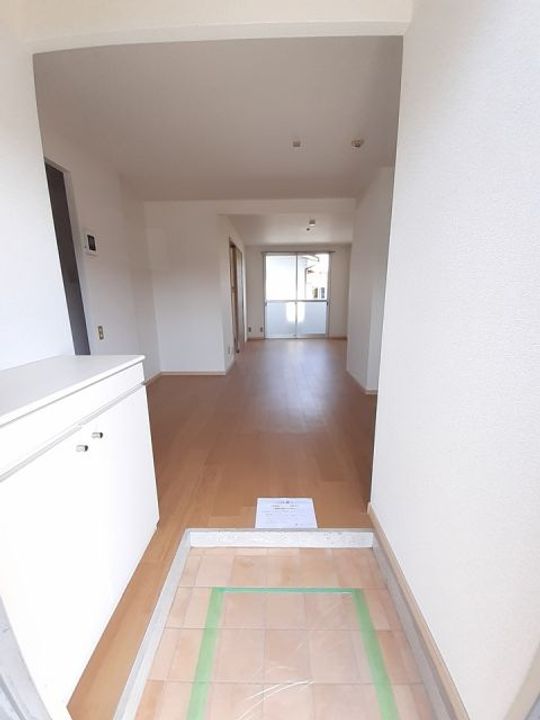 香川県高松市成合町(アパート)の賃貸物件の玄関