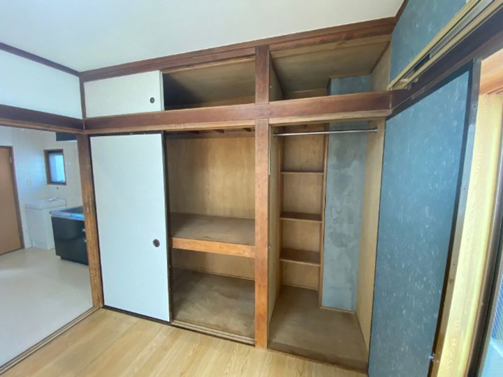 金城ビルの内装