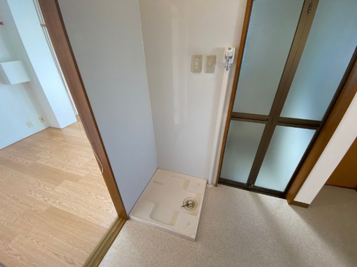 金城ビルの内装