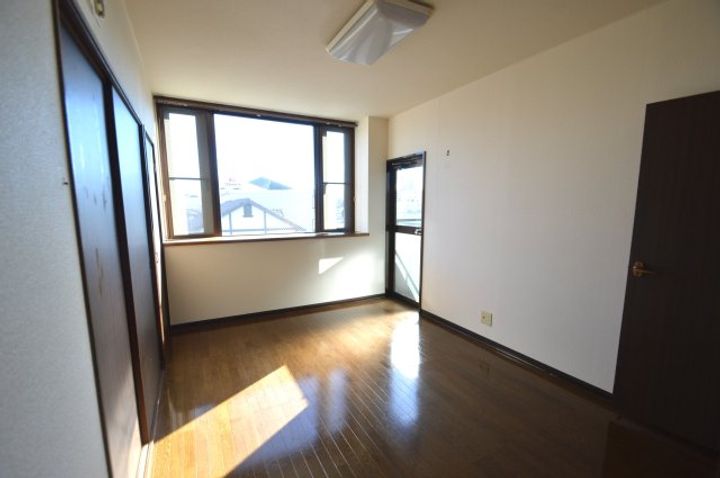 幸栄コーポIの居間