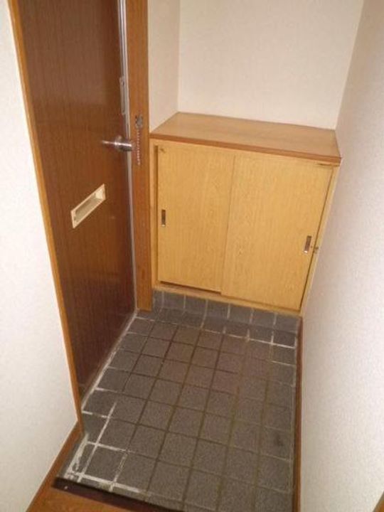 ハイタウンライムの玄関